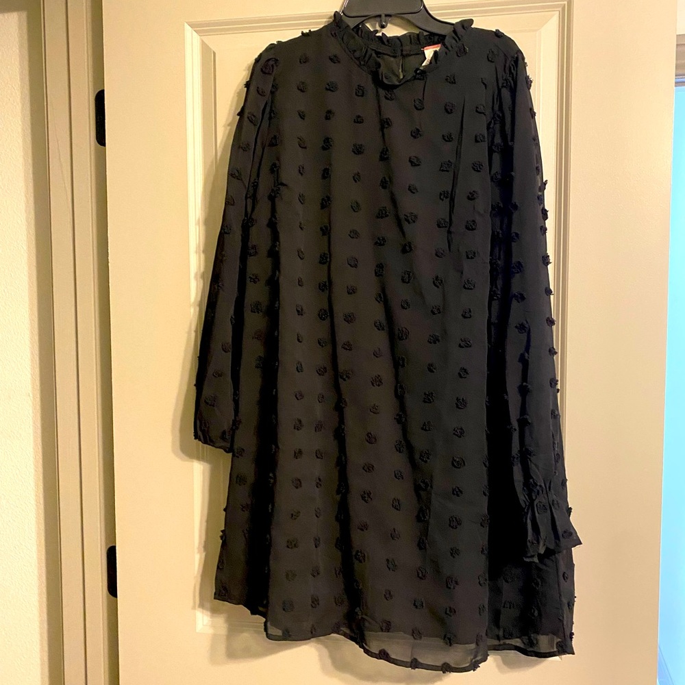Women’s Dress New With Tags!